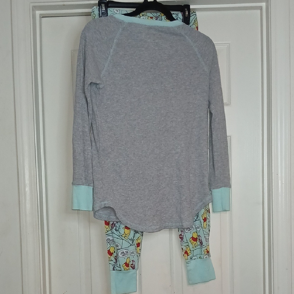 Disney Winnie the Pooh Gray and green pajamas Size Small (4-6) - Picture 3 of 8